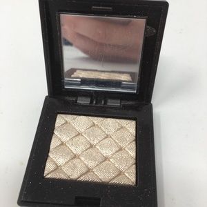 Illuminating Eye Colour Gilded Platinum